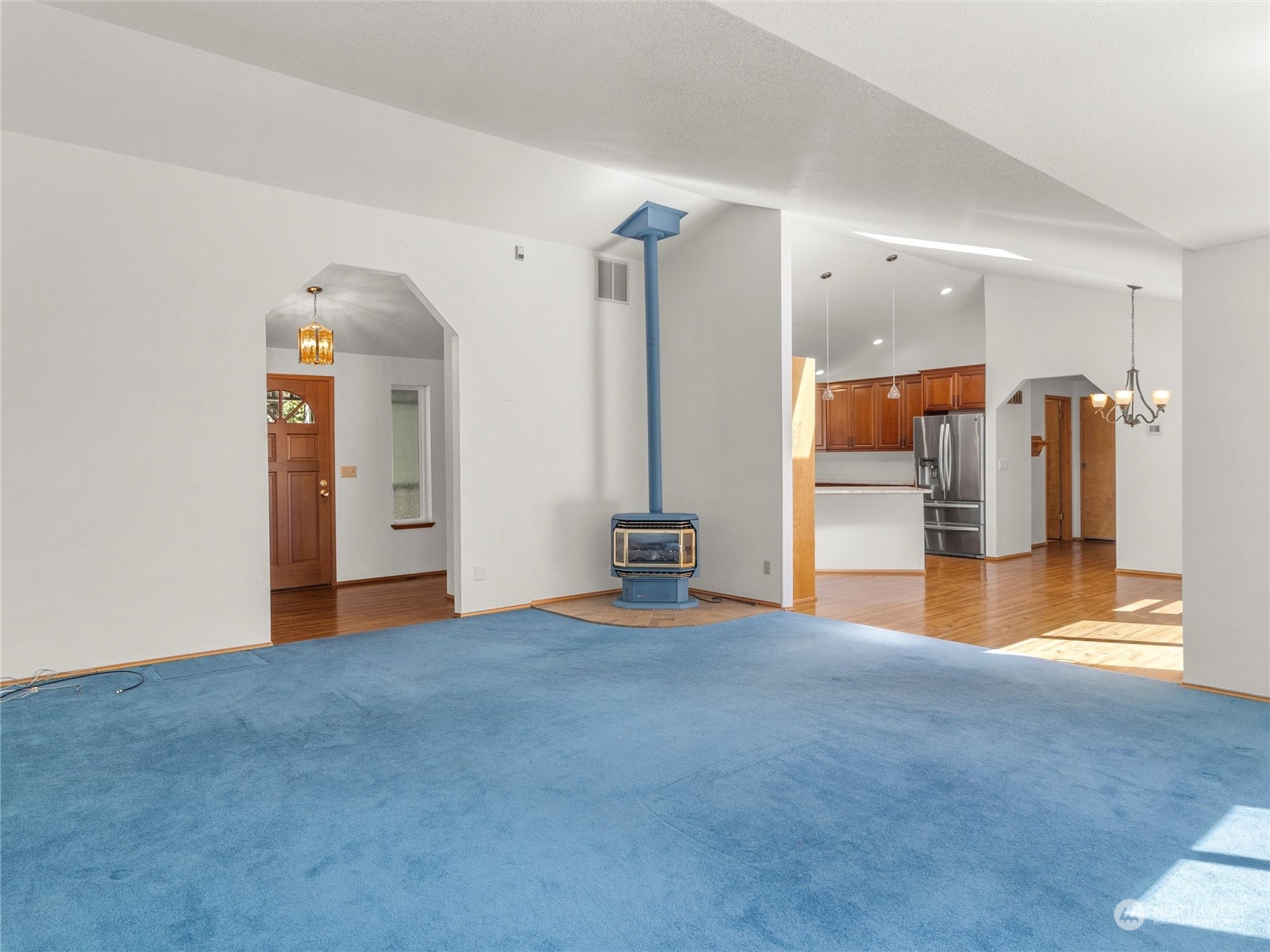 7803 Fairview Road Southwest Olympia, WA 98512 - Photo 10 of 40 Gallery Image 10