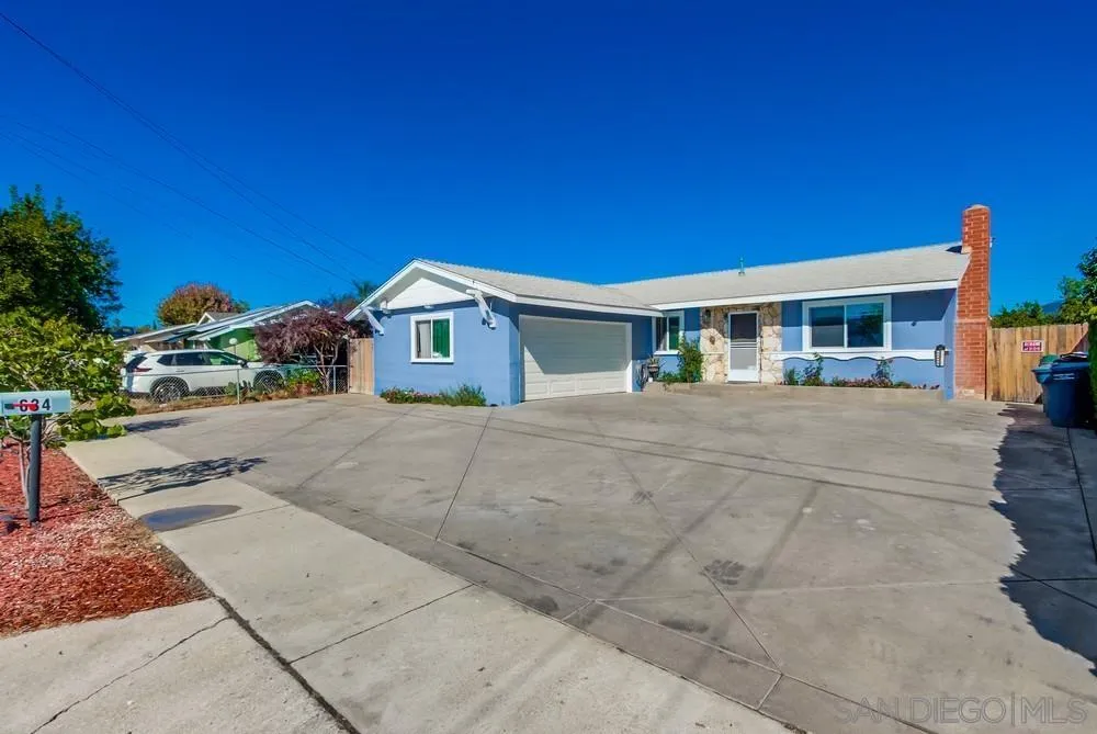 634 Daisy Street Escondido, CA 92027 - Photo 3 of 57