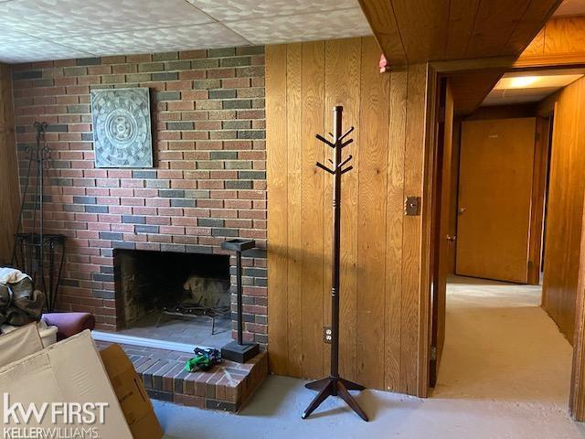 928 Main Street Fenton, MI 48430 - Photo 16 of 16 50023396-15.JPG