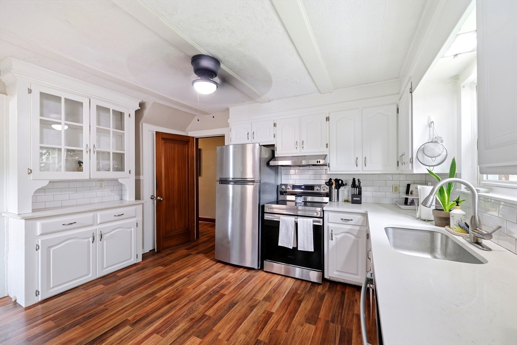 66 Rencelau Street Springfield, MA 01118 - Photo 24 of 42 Gallery Image 24