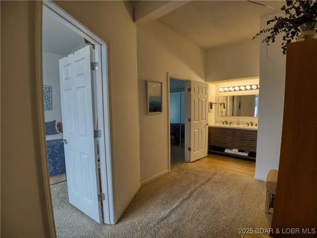 $995,000 | 87 Elbow Cay, Osage Beach, MO 65065