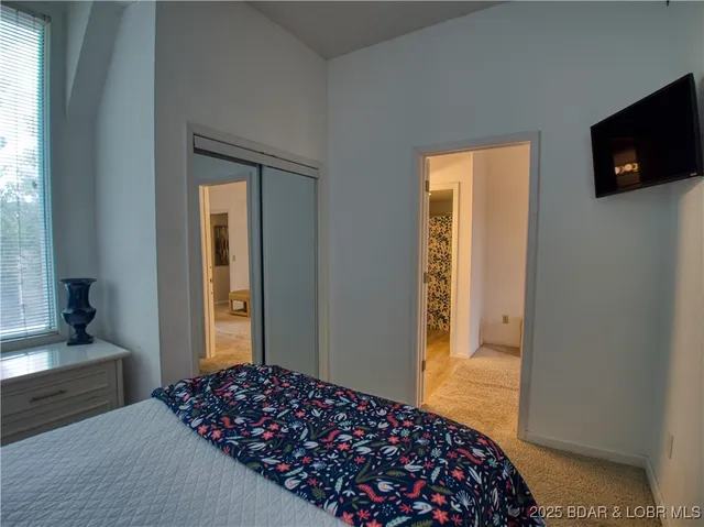 $995,000 | 87 Elbow Cay, Osage Beach, MO 65065