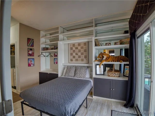 $995,000 | 87 Elbow Cay, Osage Beach, MO 65065