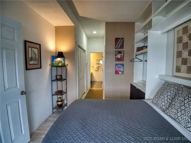 $995,000 | 87 Elbow Cay, Osage Beach, MO 65065