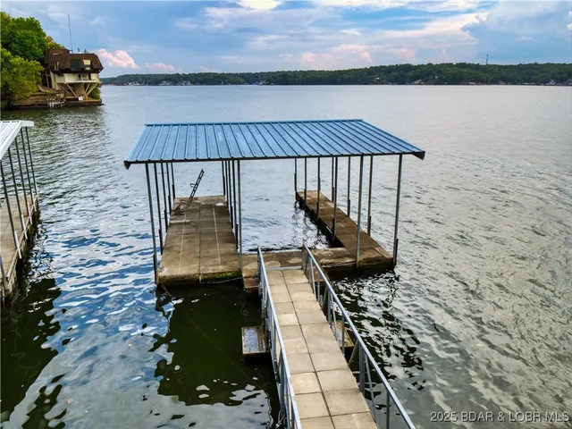 $995,000 | 87 Elbow Cay, Osage Beach, MO 65065