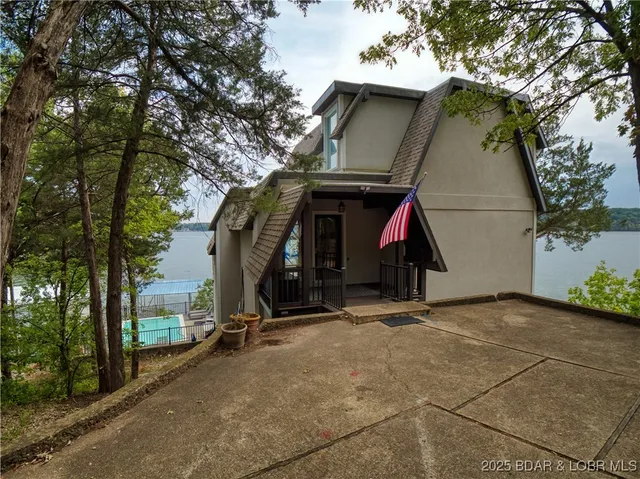 $995,000 | 87 Elbow Cay, Osage Beach, MO 65065