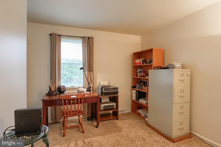 103 Meadow Road York, PA 17406 - Photo 31 of 36 Gallery Image 31
