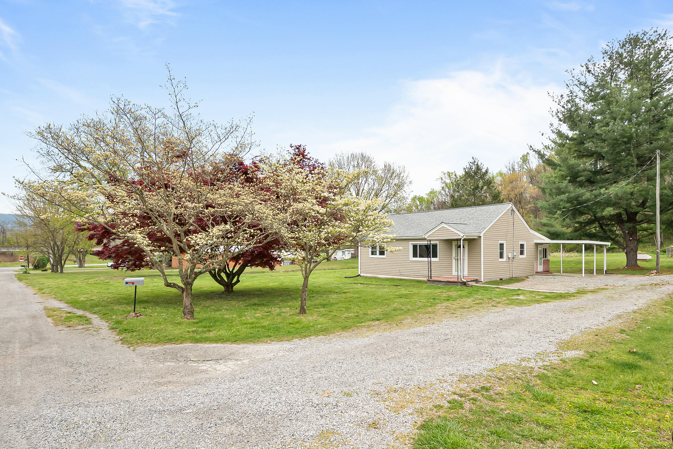 4522 Stypes Branch Road Salem, VA 24153 - Photo 2 of 47 Salem-1