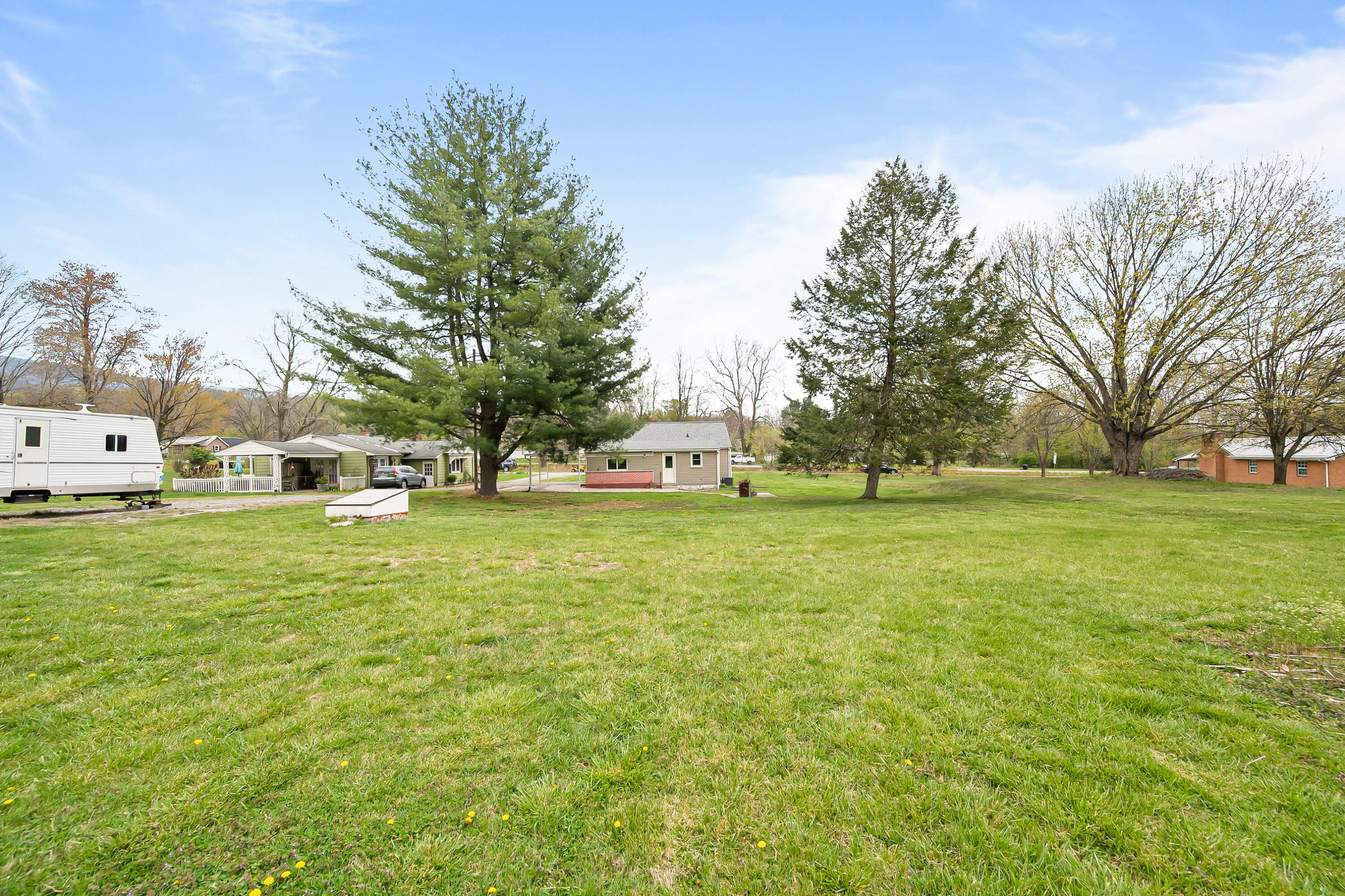 4522 Stypes Branch Road Salem, VA 24153 - Photo 39 of 47 Salem-46