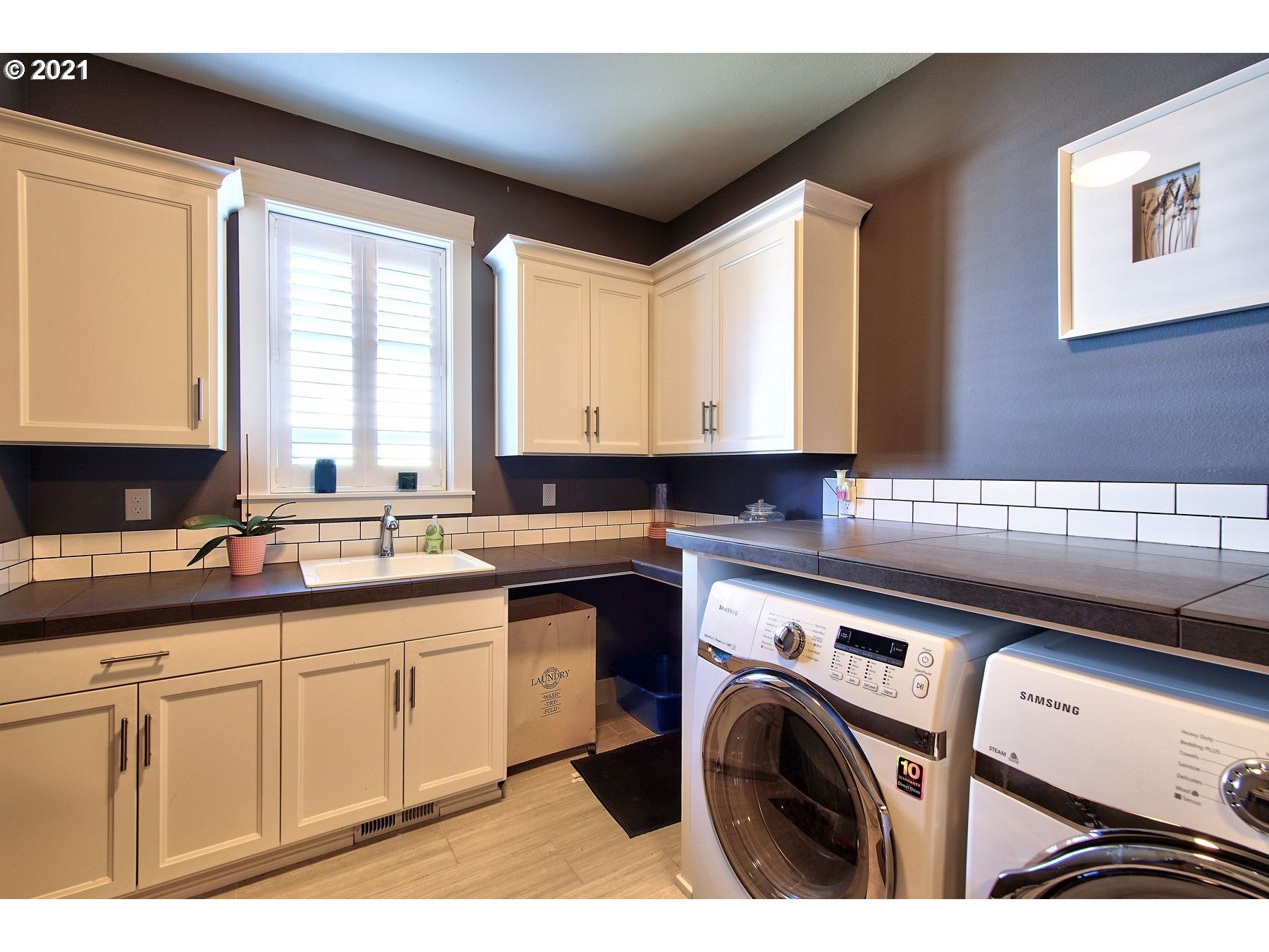 21480 Northeast Red Hills Road Dundee, OR 97115 - Photo 16 of 28 Gallery Image 16