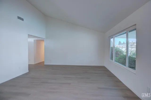 $459,500 | Undisclosed Address, Bakersfield, CA 93309