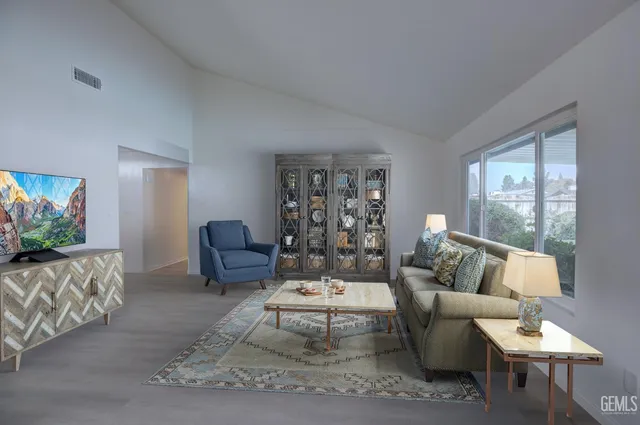 $459,500 | Undisclosed Address, Bakersfield, CA 93309