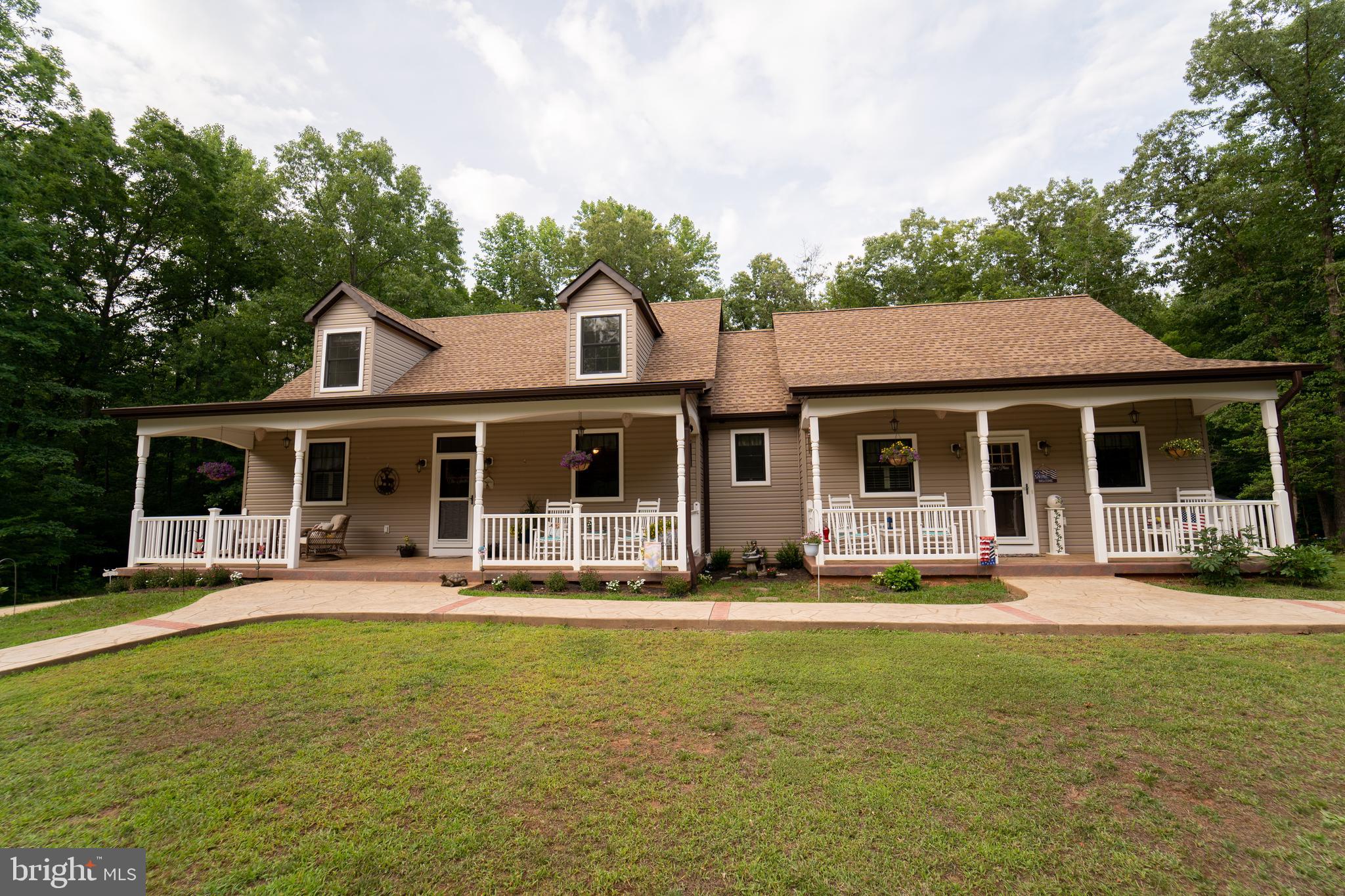 26585 Tatum Road Unionville, VA 22567 - Photo 1 of 76 Custom Cape Cod w/In-law- suite