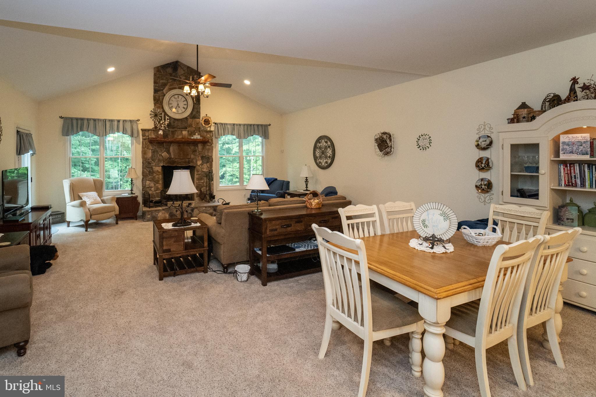 26585 Tatum Road Unionville, VA 22567 - Photo 14 of 76 Open Dining to Great Room