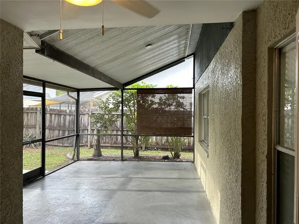 $2,600 | 8718 Imperial Court, Tampa, FL 33635