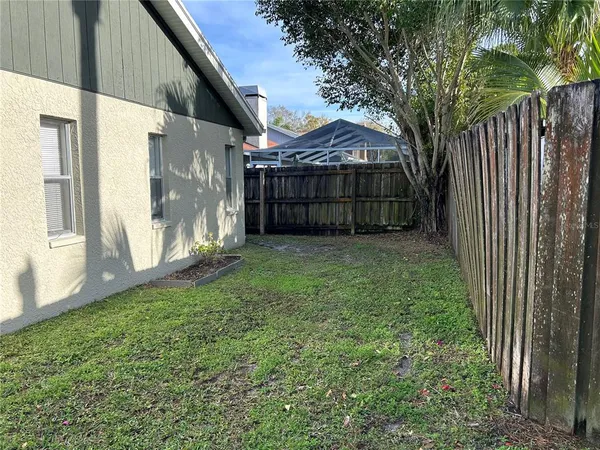 $2,600 | 8718 Imperial Court, Tampa, FL 33635
