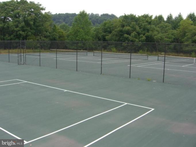 6752 West Lakeridge Road New Market, MD 21774 - Photo 17 of 25 Community Tennis