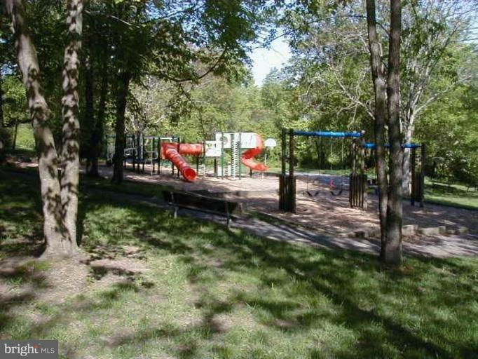 6752 West Lakeridge Road New Market, MD 21774 - Photo 21 of 25 Community Playground