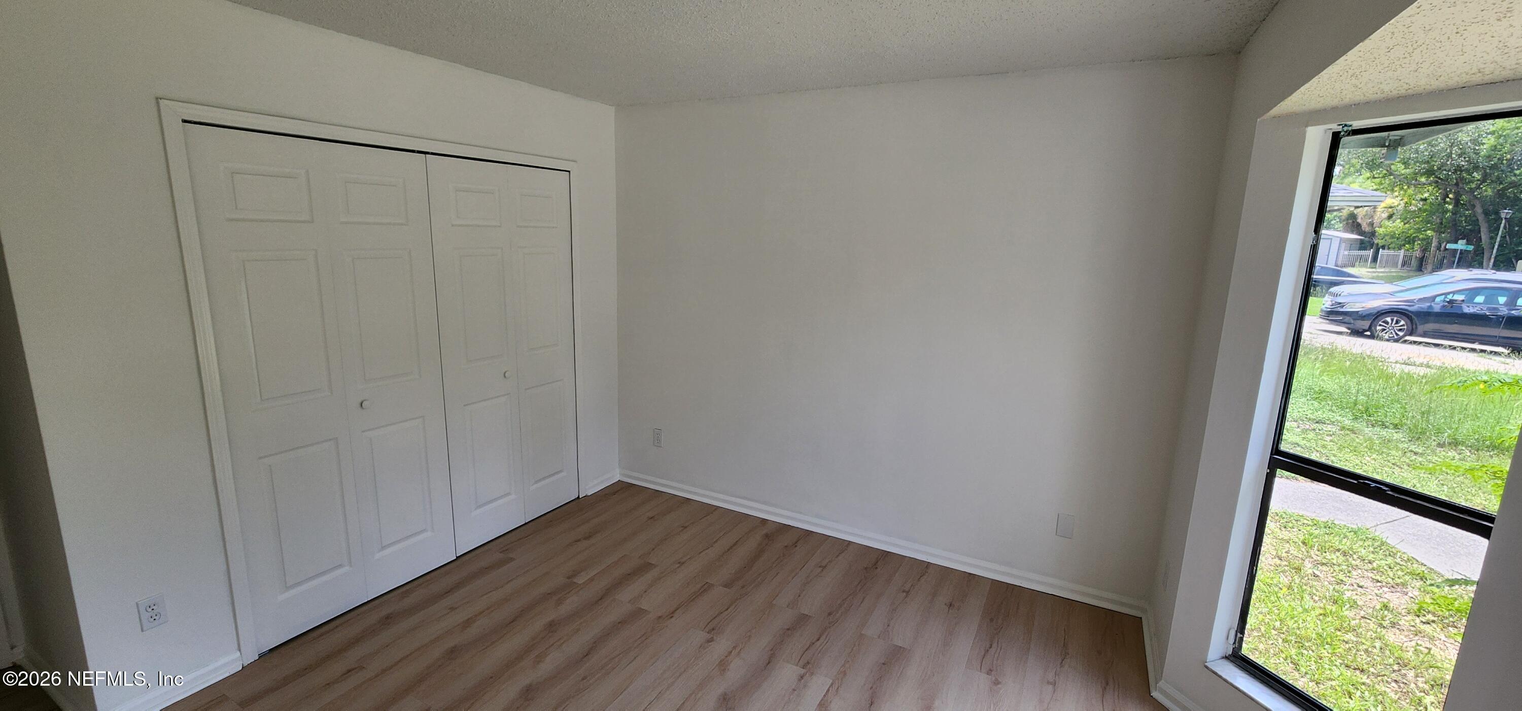 5011 Fulham Road South Jacksonville, FL 32244 - Photo 4 of 21 20260615_115202