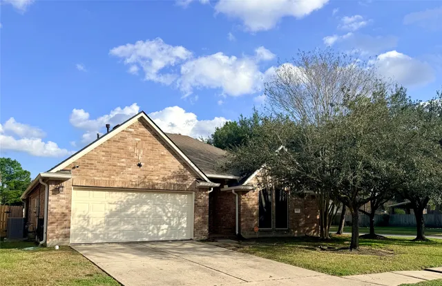 $2,200 | 19202 Poplar Trails Lane, Tomball, TX 77375