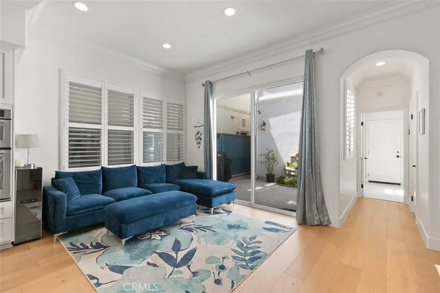 $10,000 | 113 18th Street, Huntington Beach, CA 92648