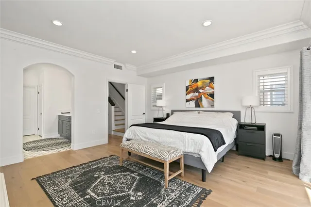 $10,000 | 113 18th Street, Huntington Beach, CA 92648