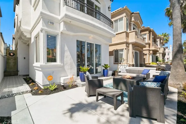 $10,000 | 113 18th Street, Huntington Beach, CA 92648