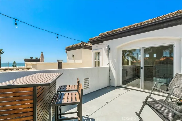 $10,000 | 113 18th Street, Huntington Beach, CA 92648