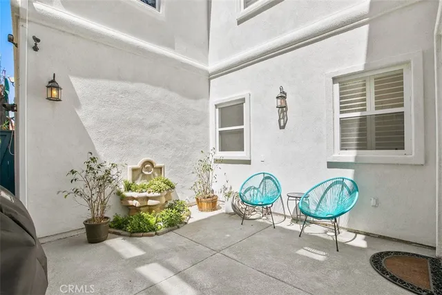 $10,000 | 113 18th Street, Huntington Beach, CA 92648