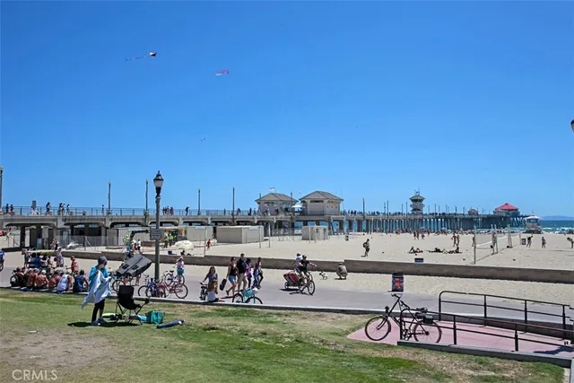 $10,000 | 113 18th Street, Huntington Beach, CA 92648