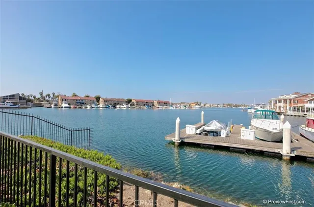 $10,000 | 113 18th Street, Huntington Beach, CA 92648