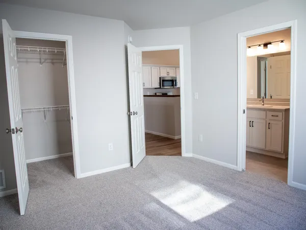 $352,710 | 2312 38th Avenue South, Moorhead, MN 56560