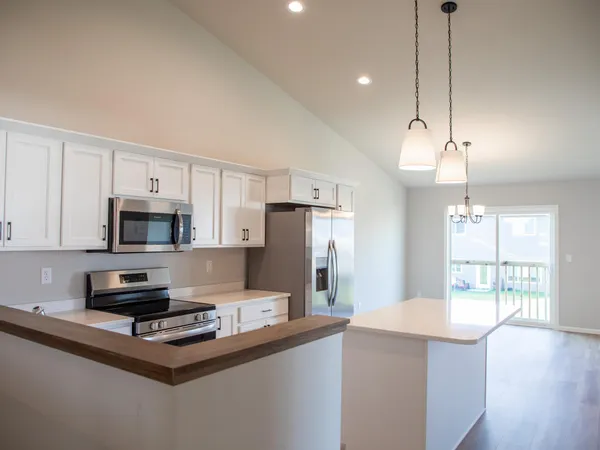 $352,710 | 2312 38th Avenue South, Moorhead, MN 56560