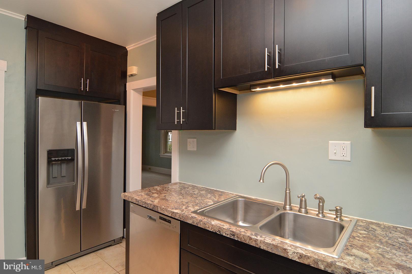 380 Sunset Road West Reading, PA 19611 - Photo 22 of 46 Kitchen