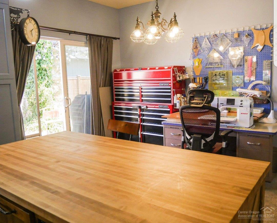 61186 Larkspur Loop Bend, OR 97702 - Photo 6 of 17 Additional Photo