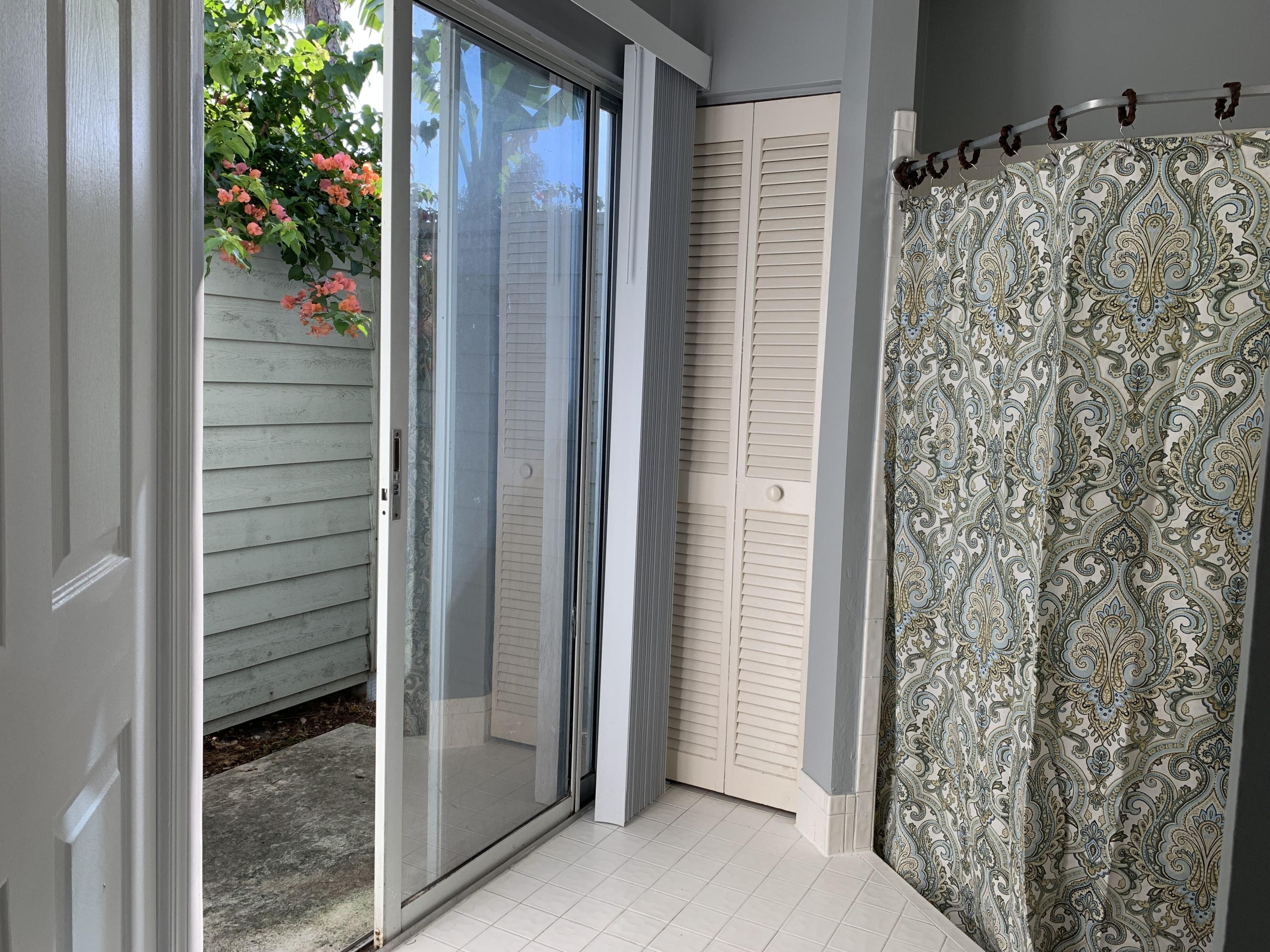 1098 Aviary Road Wellington, FL 33414 - Photo 14 of 37 Master Bathroom