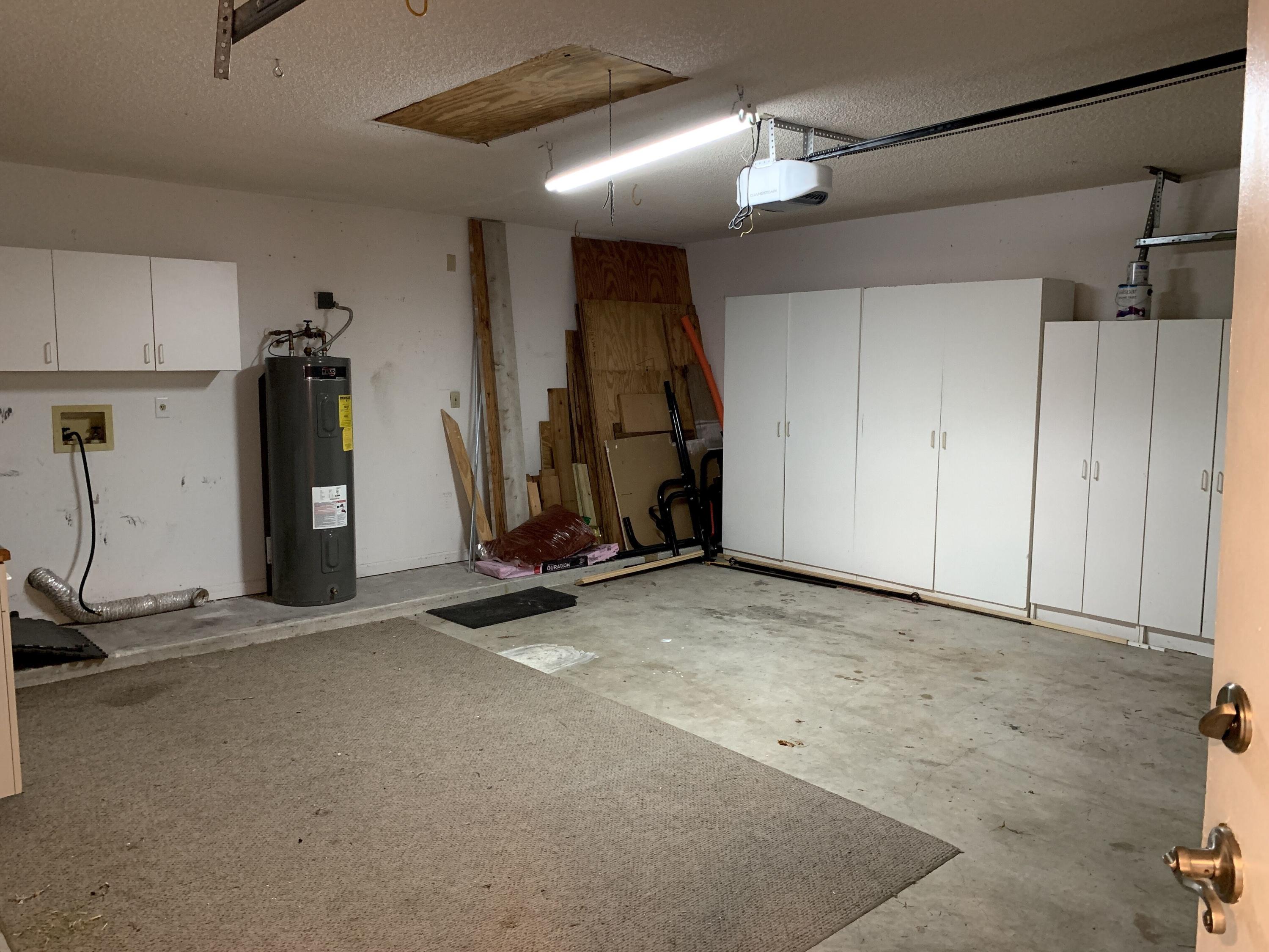 1098 Aviary Road Wellington, FL 33414 - Photo 32 of 37 Garage