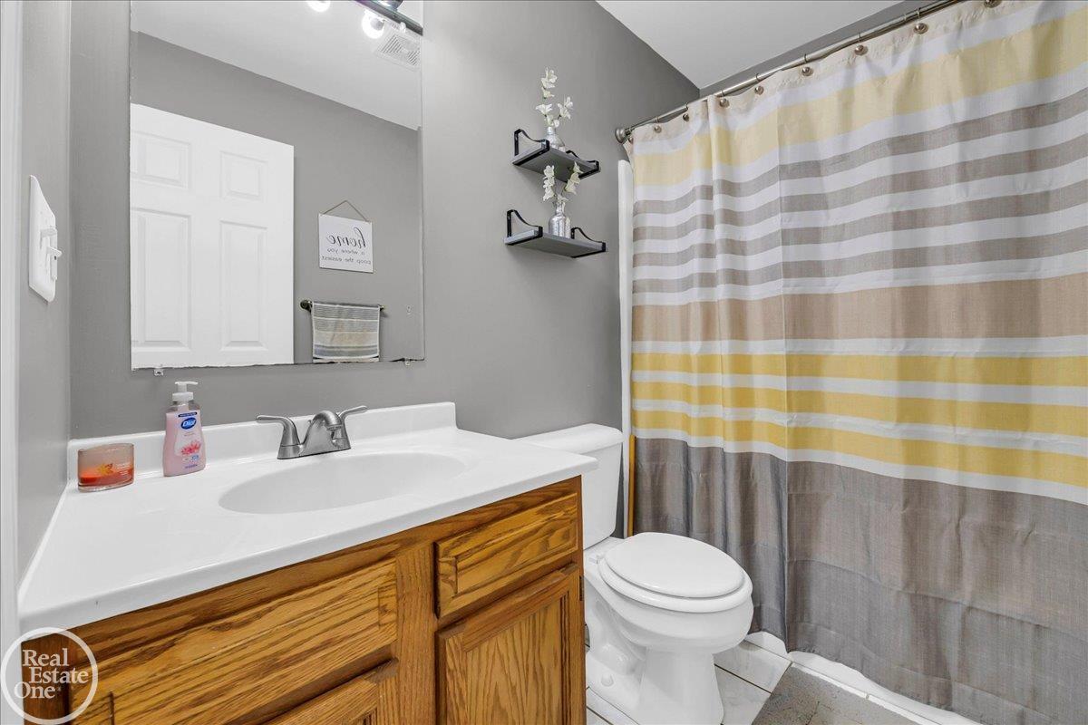11463 Jeddo Road Yale, MI 48097 - Photo 21 of 26