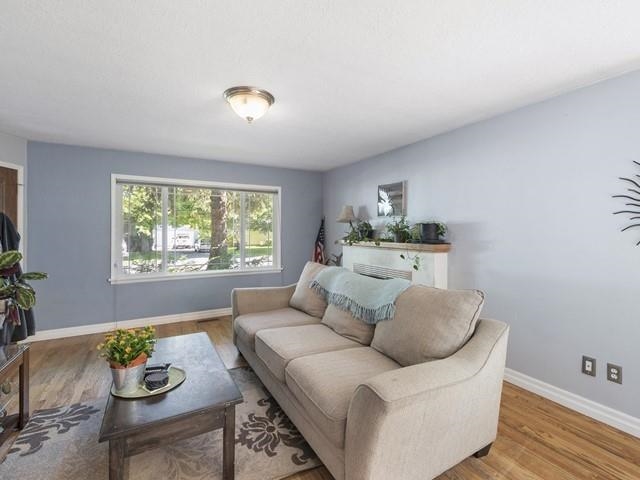 3003 North Maple Road Millwood, WA 99206 - Photo 4 of 26