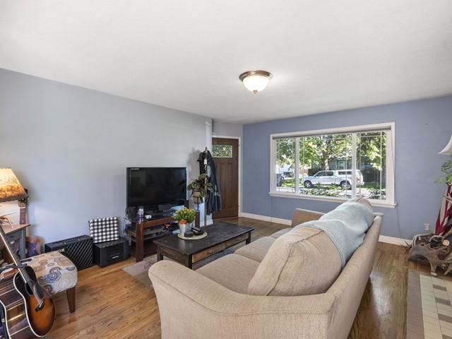 3003 North Maple Road Millwood, WA 99206 - Photo 5 of 26