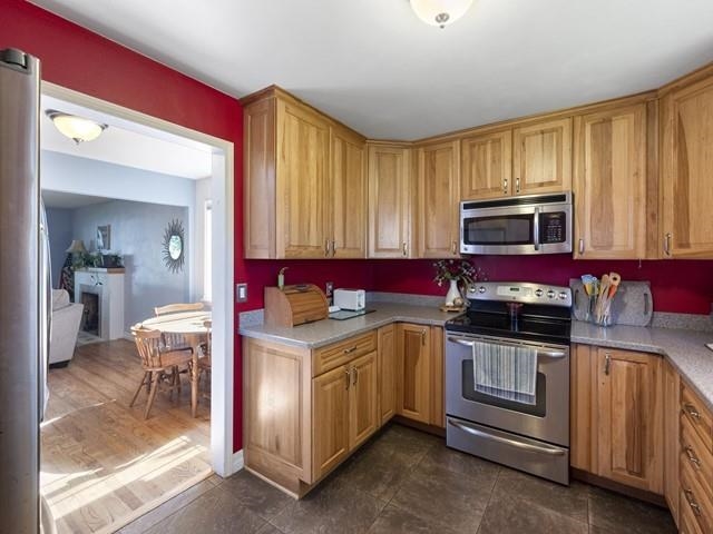 3003 North Maple Road Millwood, WA 99206 - Photo 9 of 26