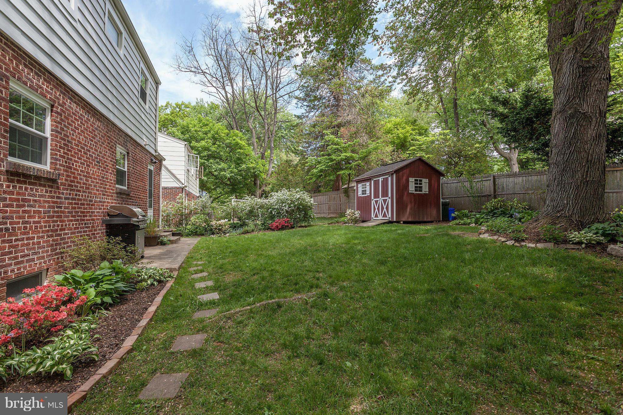 9111 Wire Avenue Silver Spring, MD 20901 - Photo 22 of 25 Exterior (Rear)