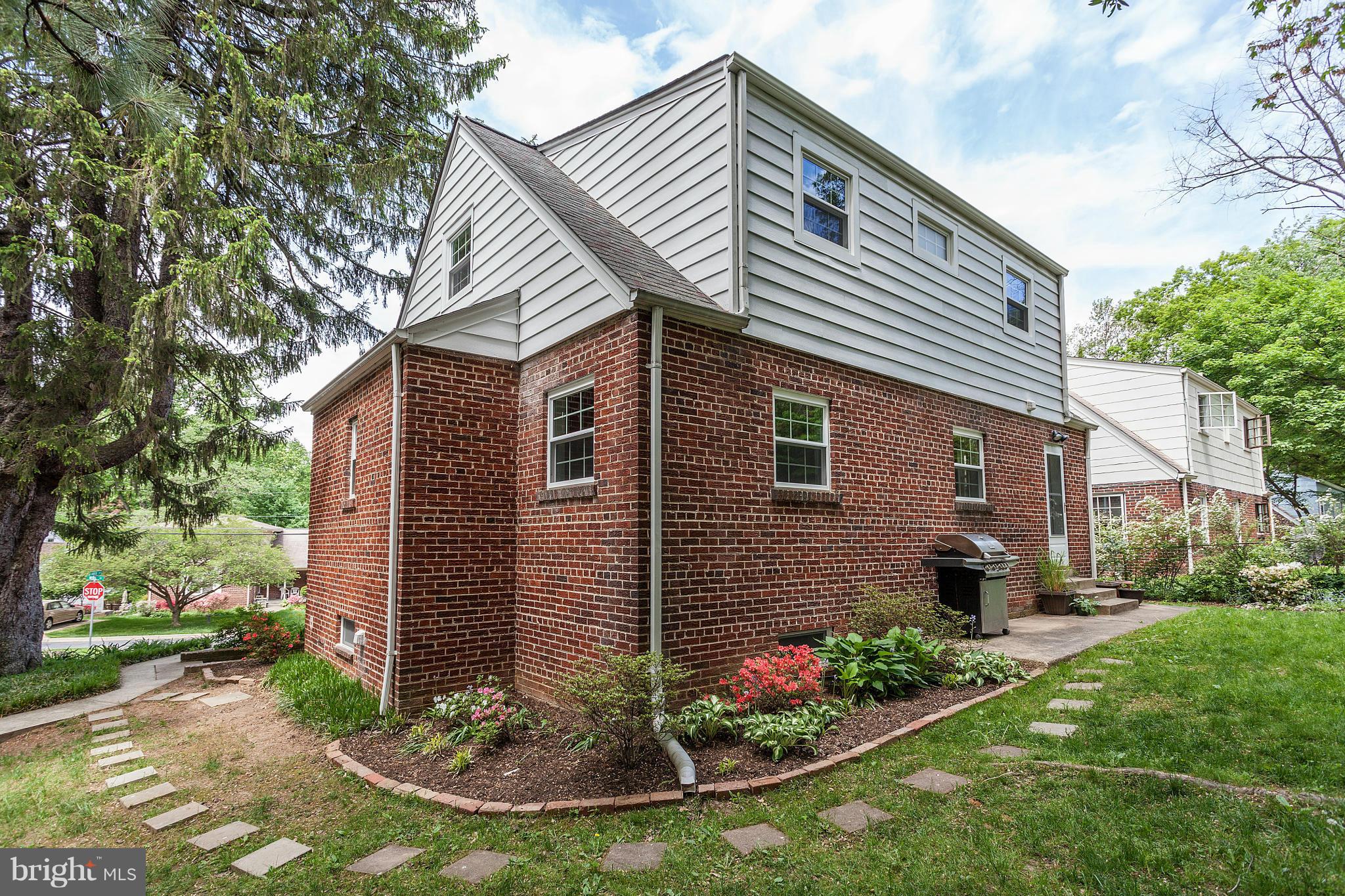 9111 Wire Avenue Silver Spring, MD 20901 - Photo 23 of 25 Exterior (Rear)