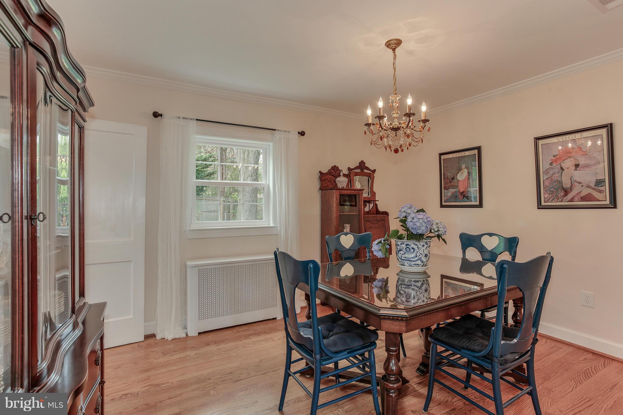 9111 Wire Avenue Silver Spring, MD 20901 - Photo 4 of 25 Dining Room