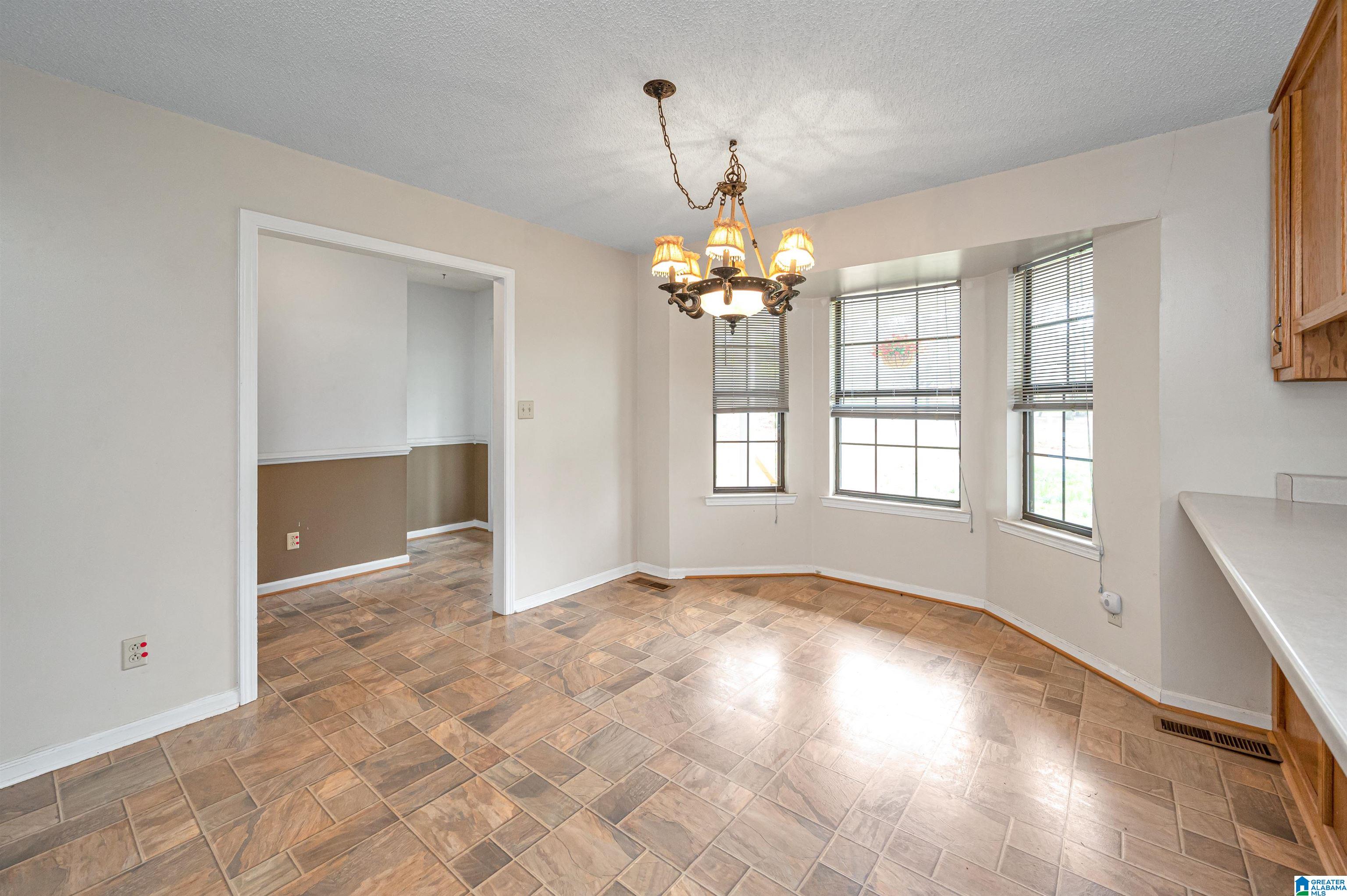 632 Arrowhead Lane Talladega, AL 35160 - Photo 9 of 36