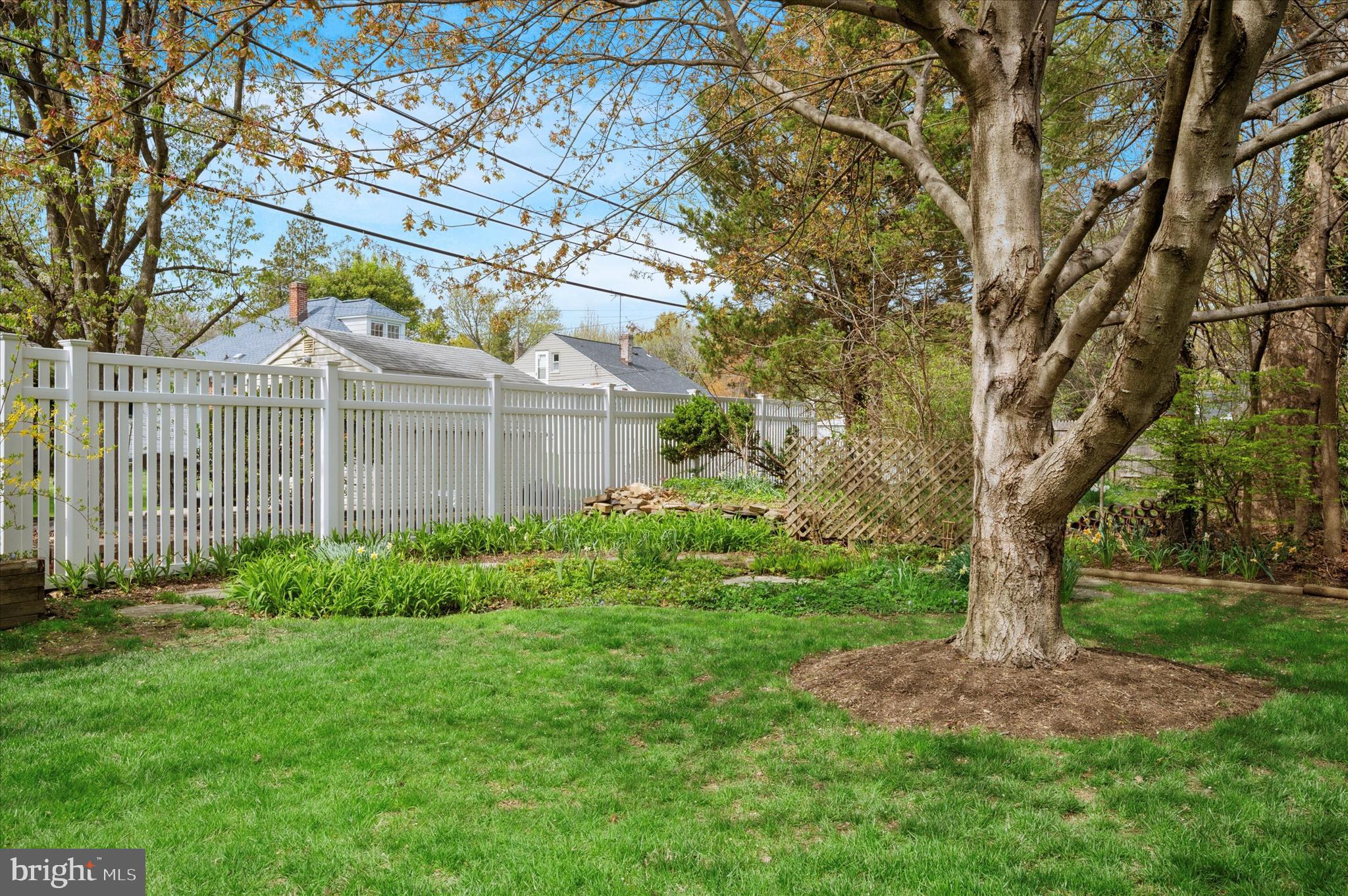 728 Cottage Road Glenside, PA 19038 - Photo 29 of 31 Gallery Image 29