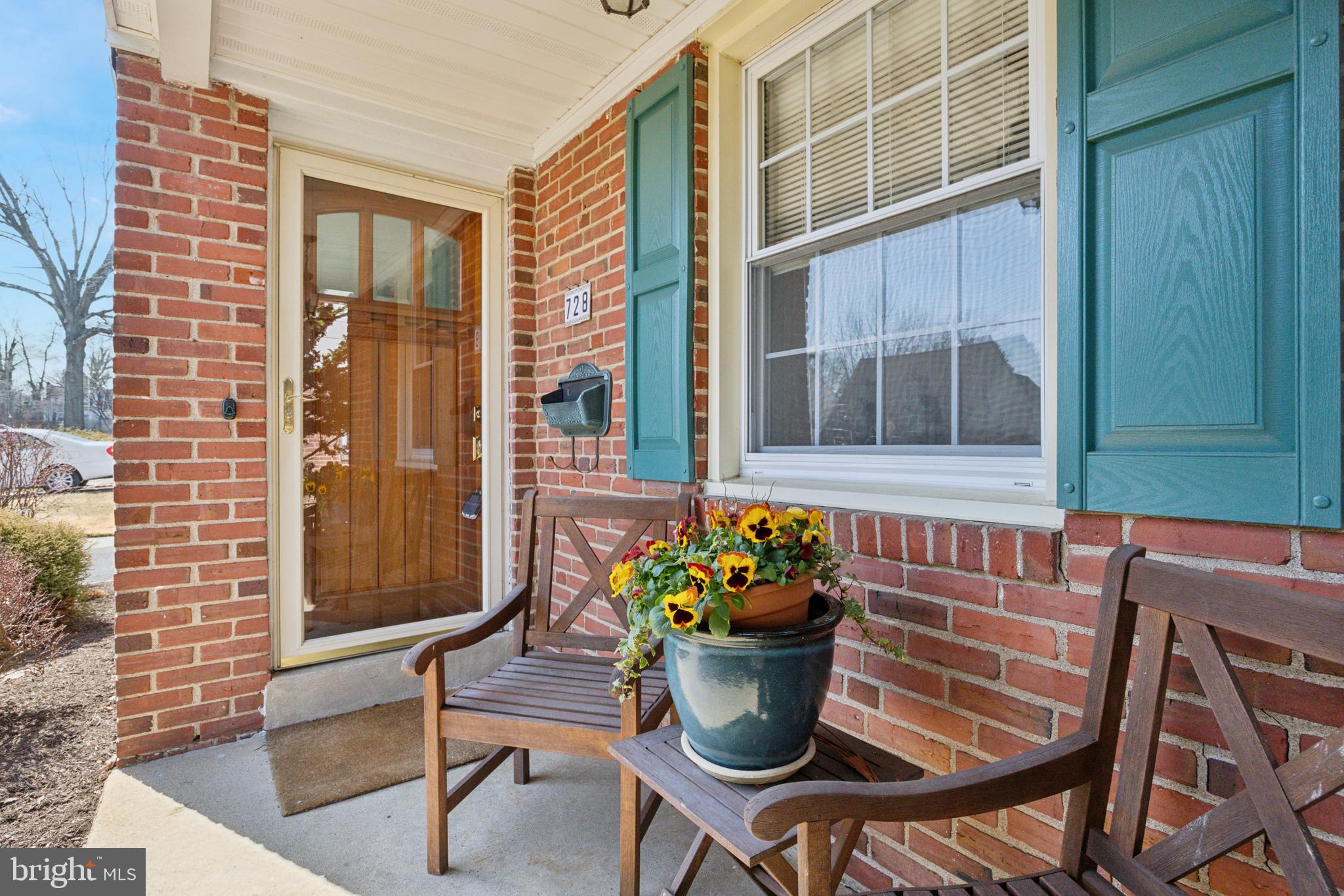728 Cottage Road Glenside, PA 19038 - Photo 4 of 31 Gallery Image 4