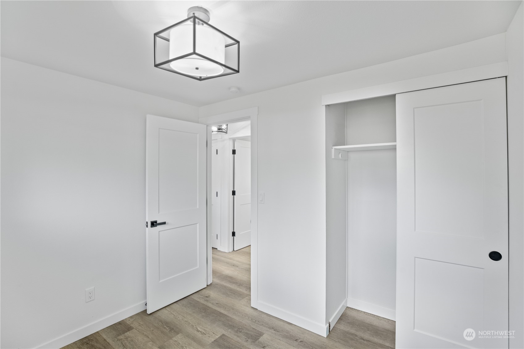 762 Queen Avenue Northeast Renton, WA 98056 - Photo 18 of 21 Gallery Image 18