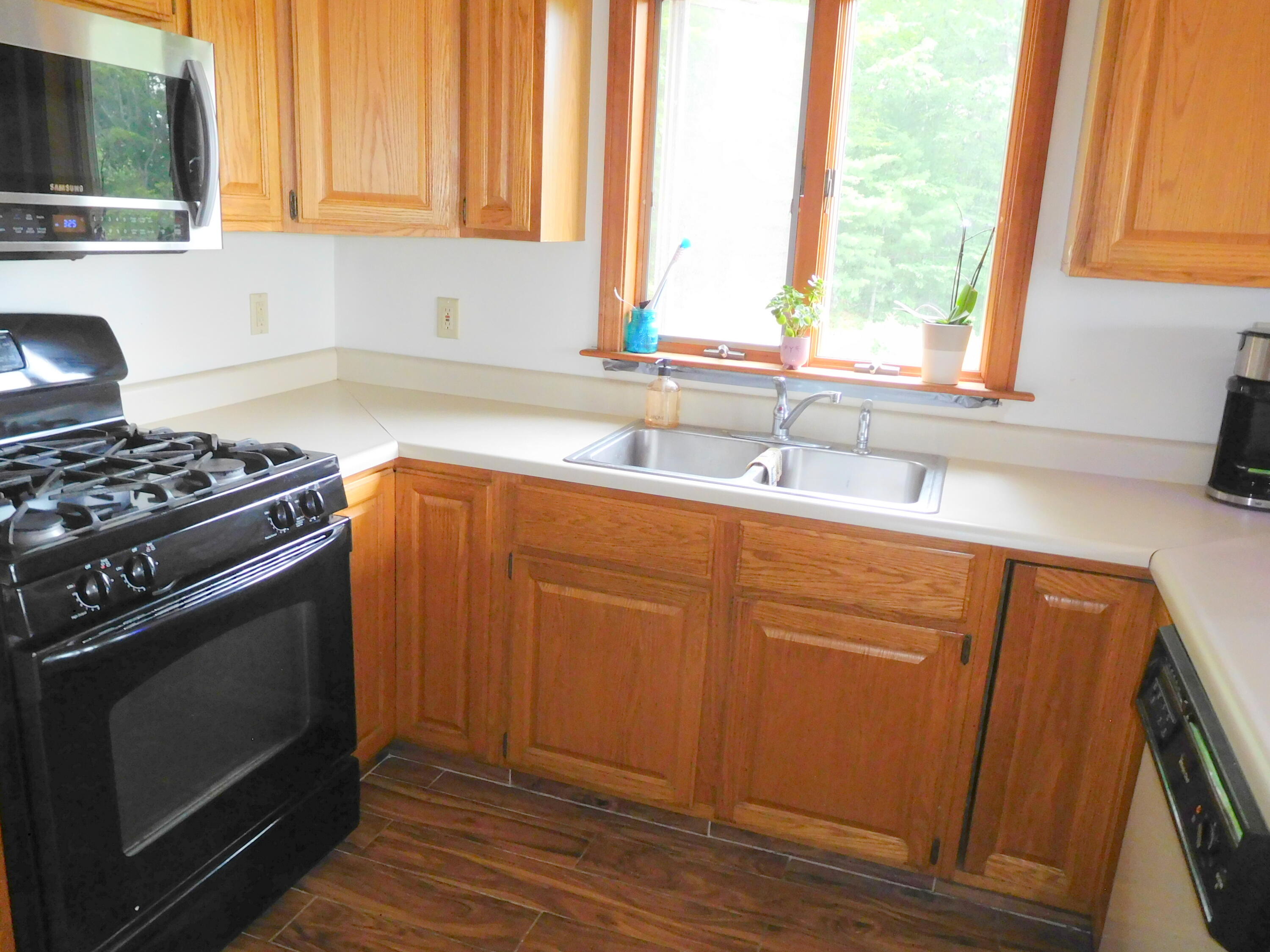 243 Streaked Mountain Road Buckfield, ME 04220 - Photo 5 of 30
