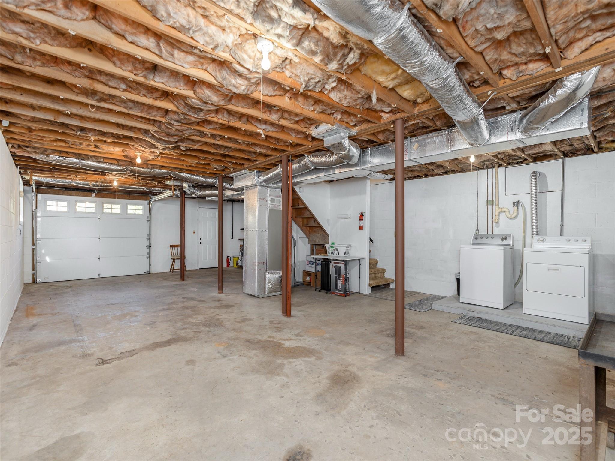 3021 Kanuga Road Hendersonville, NC 28739 - Photo 14 of 24 a view of a garage